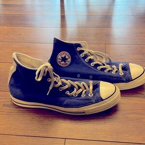 Converse Chuck Taylor Hightops